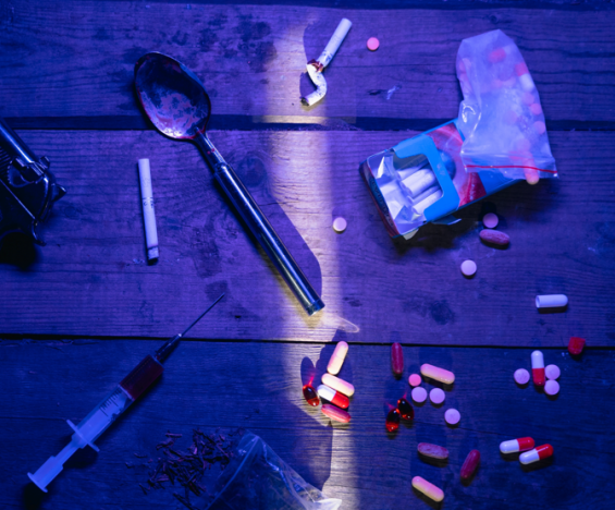 Drug dependence vs addiction